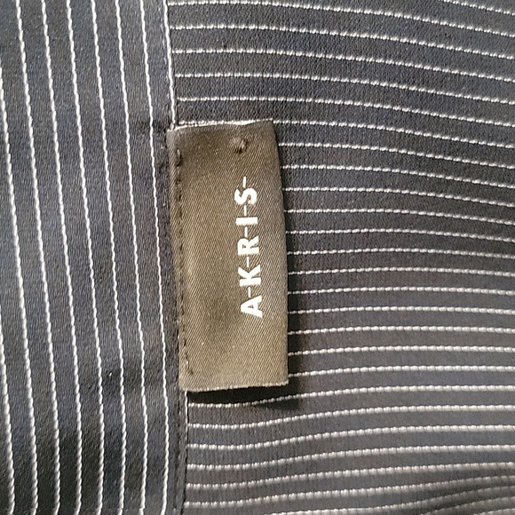 🆕️ AKRIS Silk Crepe Blouse - Picture 6 of 9